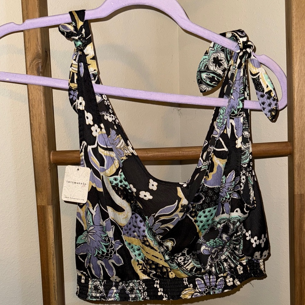 Free People Floral Black and Blue Women's Top. New with tags
